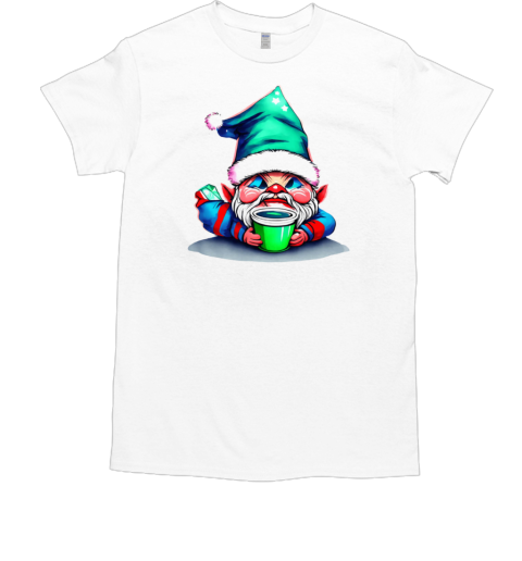 Adorable gnome surrounded by gifts T-Shirt