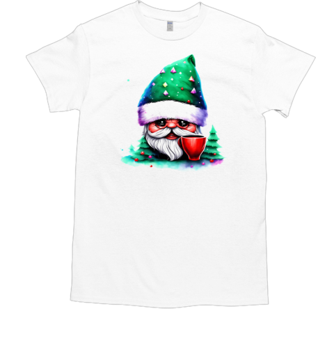 Cartoon gnome with red cup in front of trees T-Shirt