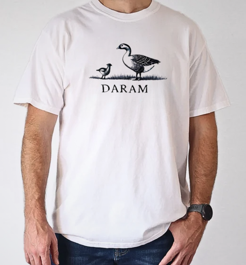 Goose Daram T- Classic Men's T-shirt