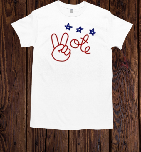 Nicolle Wallace Wearing Peace Vote  Classic Men's T-shirt