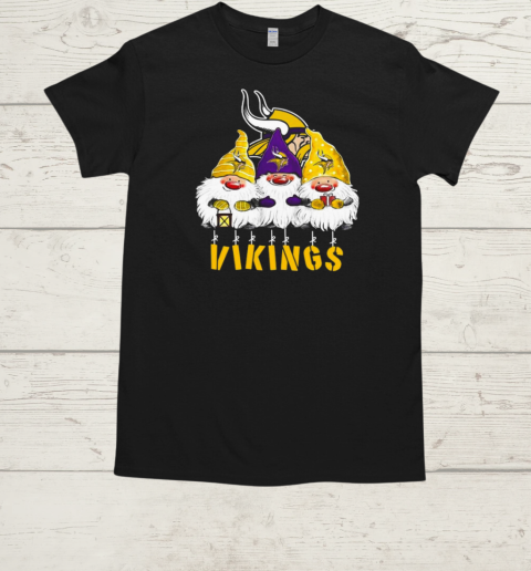 Merry Christmas Gnomies Minnesota Vikings Christmas 2024  Classic Men's T-shirt