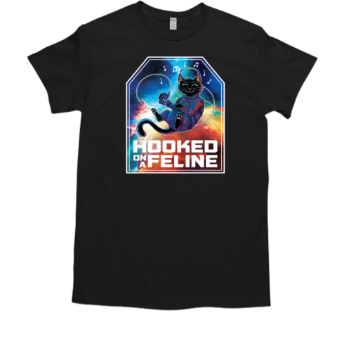 Hooked on a Feline  Classic Men's T-shirt