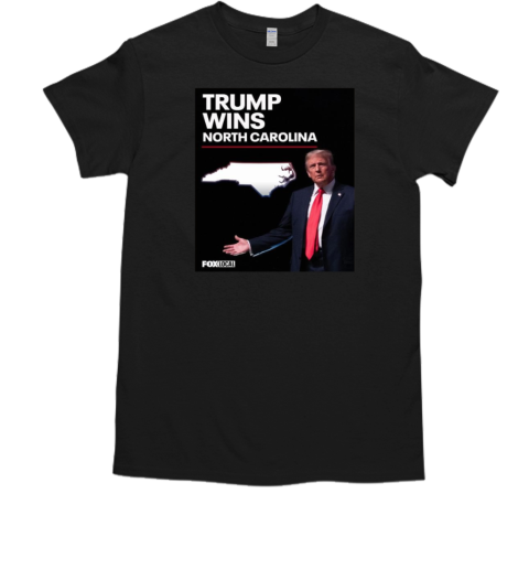 Trump Wins North Carolina's 16 Electoral Votes  Classic Men's T-shirt