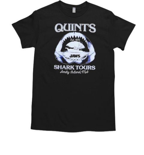 Jaws Quint's Shark Tours  Classic Men's T-shirt