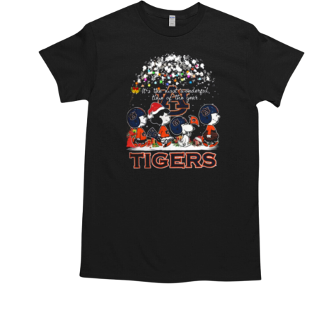 Peanuts Auburn Tigers It's The Most Wonderful Time Of The Year Winter T-Shirt