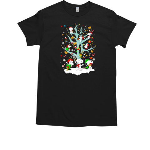 Christmas Snoopy Tree Happy Holidays 2024 T-Shirt