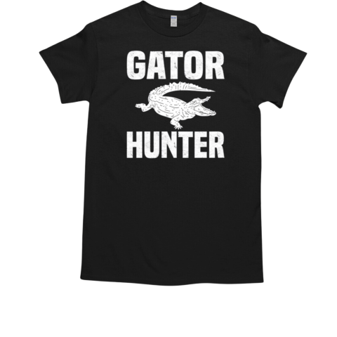 Womens Gator Hunter Alligator Hunters Florida Hunting V Neck T-Shirt