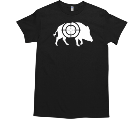 Wild Boar Crosshairs Hunting Lover Gift T-Shirt